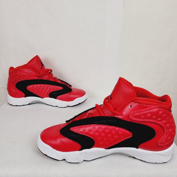 Air Jordan OG University Red womens size 9 sneakers - Picture 2 of 8